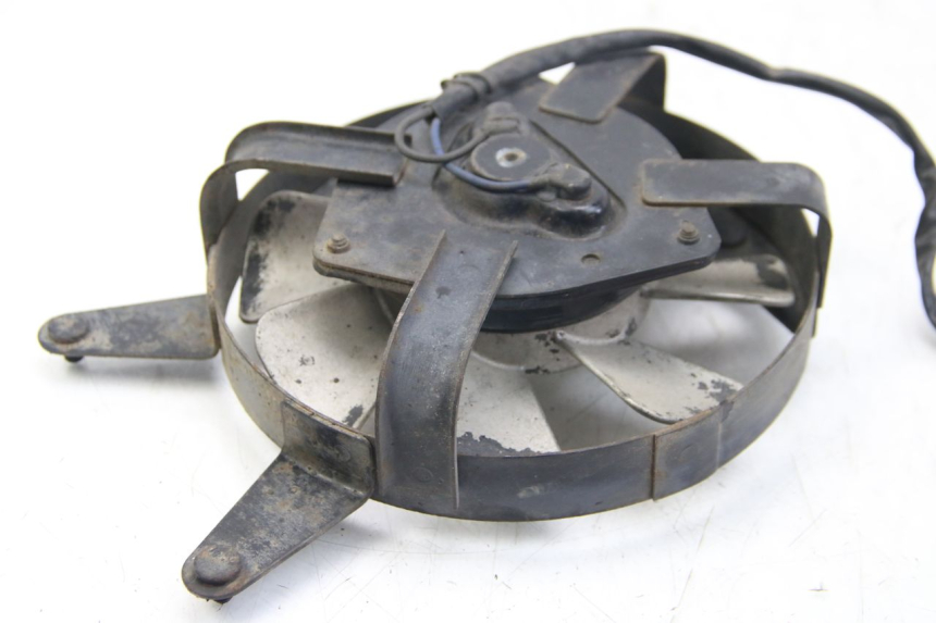 photo de WENTYLATOR YAMAHA FZS FAZER 600 (2001 - 2003) - Szczegół części