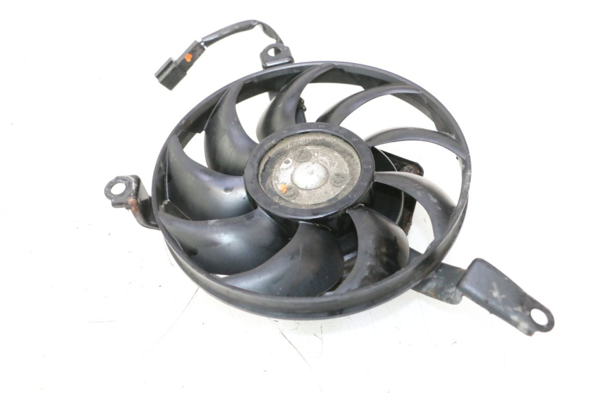 photo de WENTYLATOR SUZUKI GSR 600 (2005 - 2012) - Szczegół części