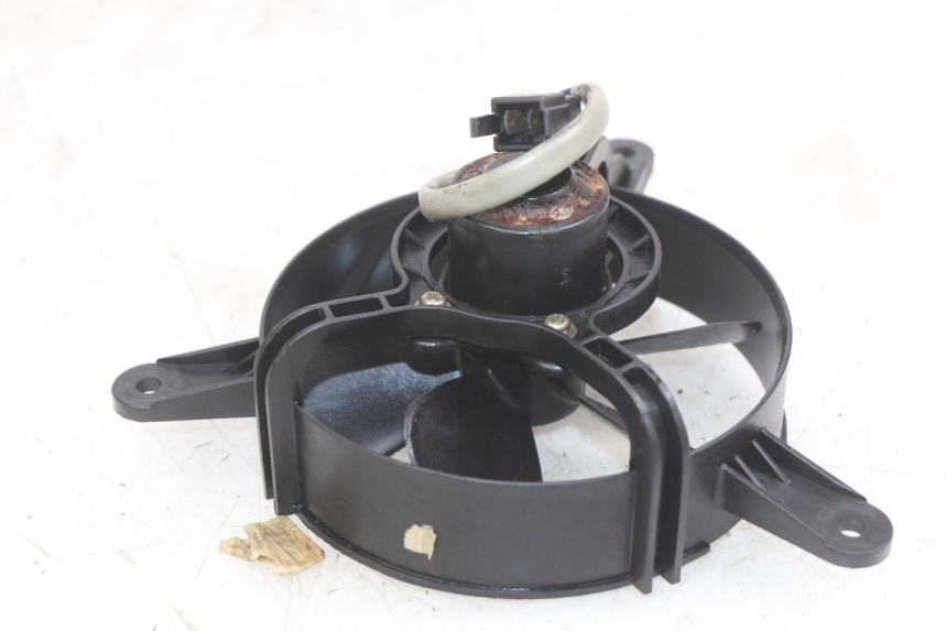 photo de WENTYLATOR SYM GTS EFI 125 (2012 - 2016) - Zoom stanu zużycia