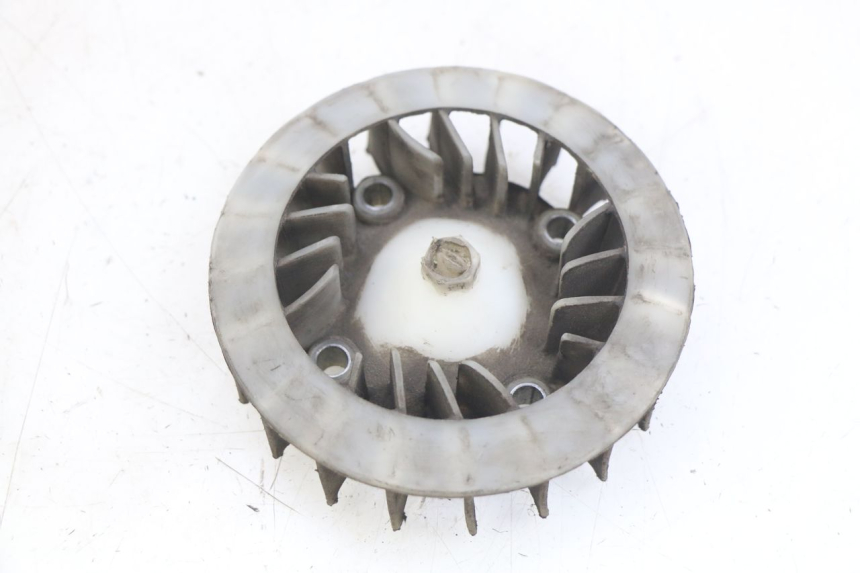 photo de WENTYLATOR PEUGEOT KISBEE 4T 50 (2010 - 2017) - Widok główny