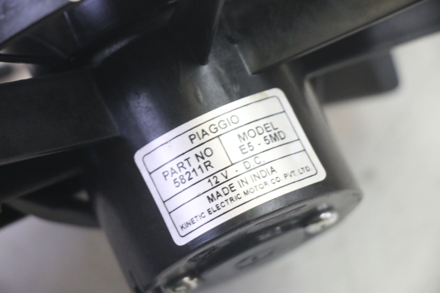 photo de WENTYLATOR PIAGGIO MP3 HPE 350 (2018 - 2020) - Inny kąt widzenia