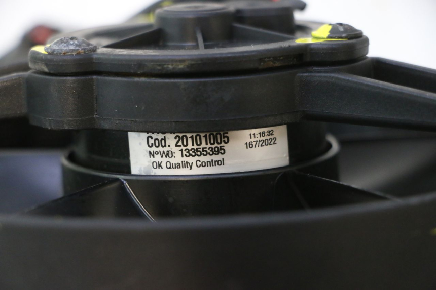 photo de WENTYLATOR PIAGGIO MP3 HPE 530 (2022 - 2026) - Zoom stanu zużycia