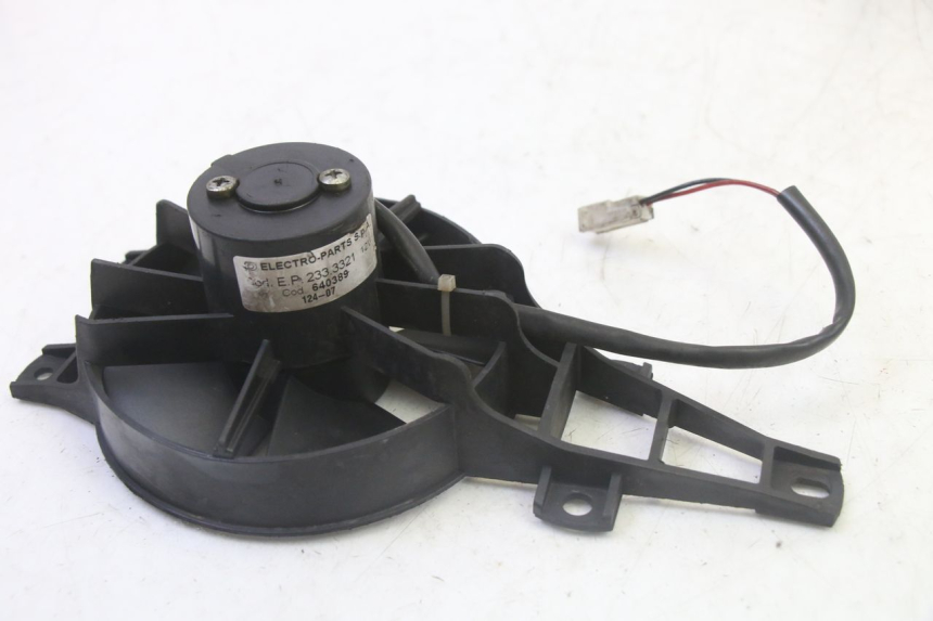 photo de WENTYLATOR PIAGGIO MP3 LT 300 (2010 - 2016) - Inny kąt widzenia