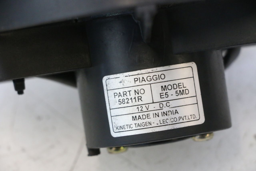photo de WENTYLATOR PIAGGIO MP3 500 (2011 - 2015) - Szczegół części