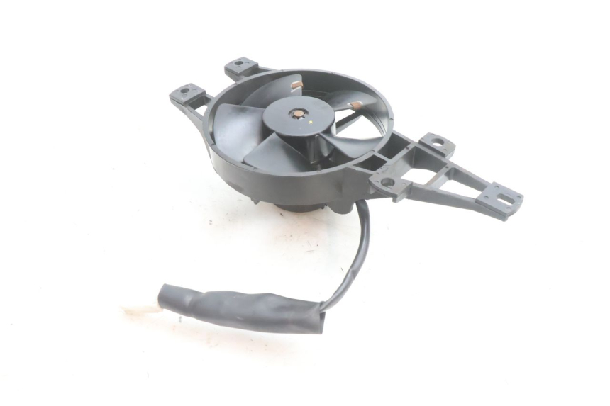 photo de WENTYLATOR PIAGGIO MP3 500 (2016 - 2018) - Inny kąt widzenia