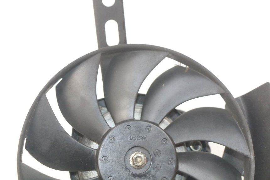 photo de WENTYLATOR YAMAHA MT-07 MT07 ABS 700 (2014 - 2017) - Szczegół części