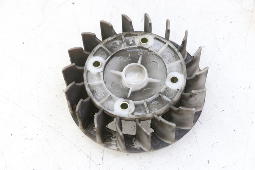 photo de WENTYLATOR PEUGEOT VIVACITY 125 (2010 - 2017) - Zoom stanu zużycia