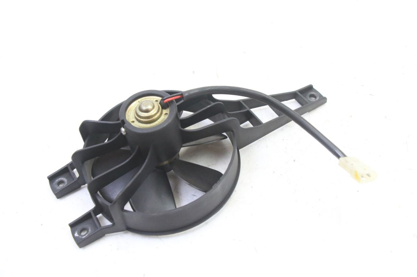 photo de WENTYLATOR PEUGEOT SATELIS 125 (2013 - 2018) - Zbliżenie techniczne