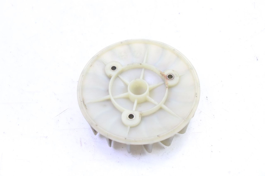 photo de WENTYLATOR PEUGEOT SPEEDFIGHT 3 AIR 50 (2009 - 2015) - Zoom stanu zużycia