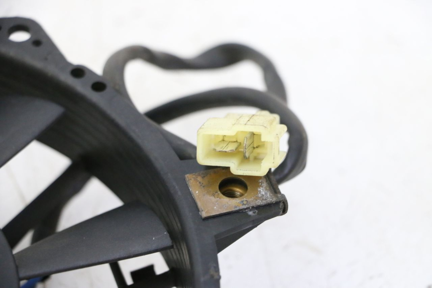 photo de WENTYLATOR TRIUMPH SPRINT 900 (1995 - 1998) - Szczegół części