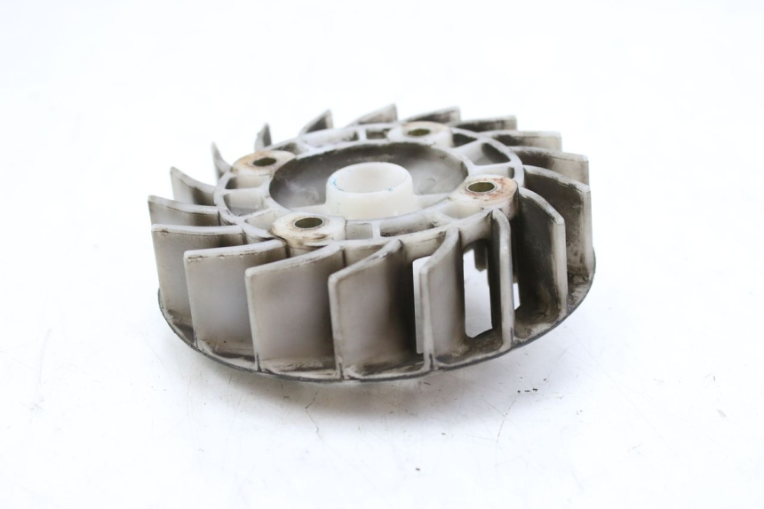 photo de WENTYLATOR PEUGEOT TWEET 125 (2010 - 2017) - Szczegół części