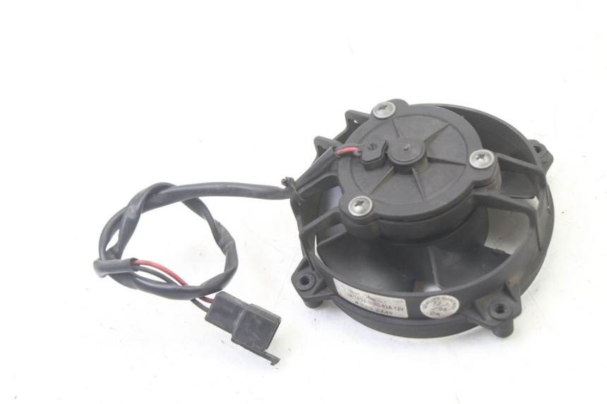 photo de WENTYLATOR SUZUKI UH BURGMAN 125 (2002 - 2006) - Zbliżenie techniczne