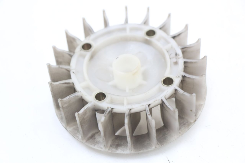 photo de WENTYLATOR BEELINE VELOCE 4T 50 (2011 - 2020) - Widok główny