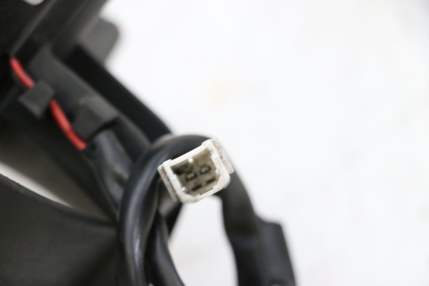 photo de WENTYLATOR PIAGGIO VESPA GTS SUPER IE 125 (2009 - 2016) - Zoom stanu zużycia