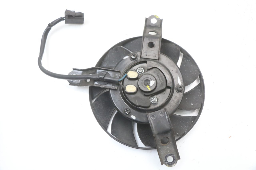 photo de WENTYLATOR YAMAHA XMAX X-MAX ABS 125 (2017 - 2020) - Zoom stanu zużycia