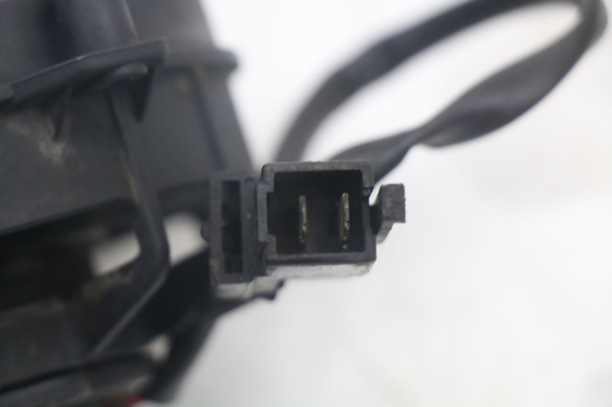 photo de WENTYLATOR YAMAHA XMAX X-MAX 125 (2006 - 2009) - Inny kąt widzenia