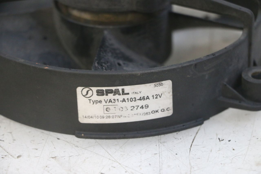 photo de WENTYLATOR YAMAHA X-MAX XMAX 125 (2010 - 2013) - Zbliżenie techniczne