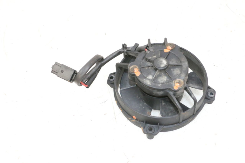 photo de WENTYLATOR YAMAHA XMAX X-MAX 125 (2006 - 2009) - Zoom stanu zużycia