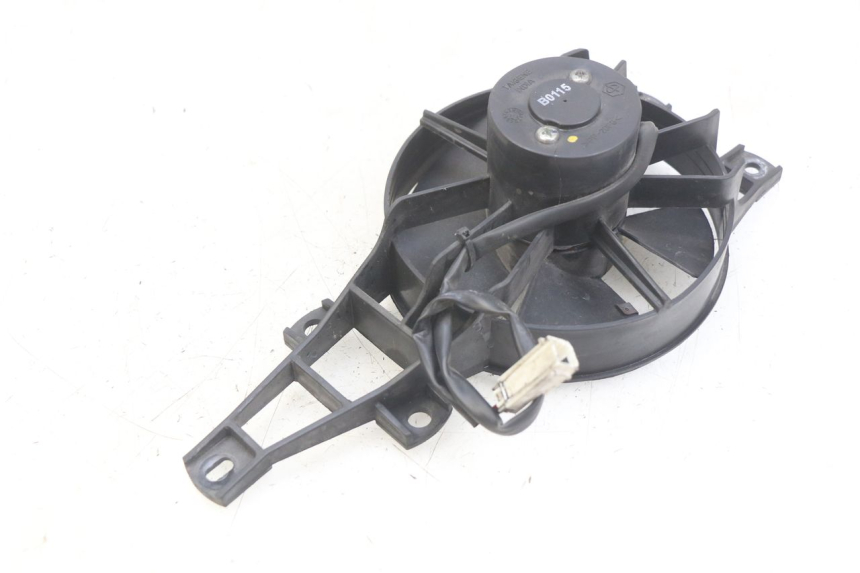 photo de WENTYLATOR PIAGGIO XEVO - X EVO 125 (2007 - 2017) - Szczegół części