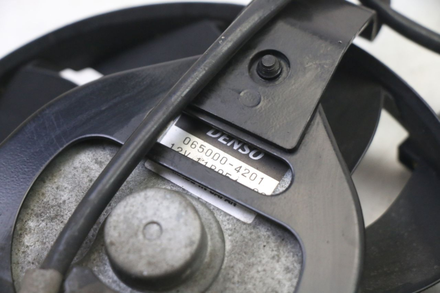 photo de WENTYLATOR YAMAHA XJ6 ABS 600 (2008 - 2016) - Widok ogólny