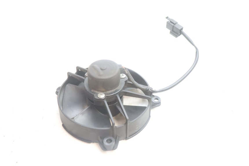 photo de WENTYLATOR YAMAHA YP MAJESTY 125 (2002 - 2006) - Zoom stanu zużycia