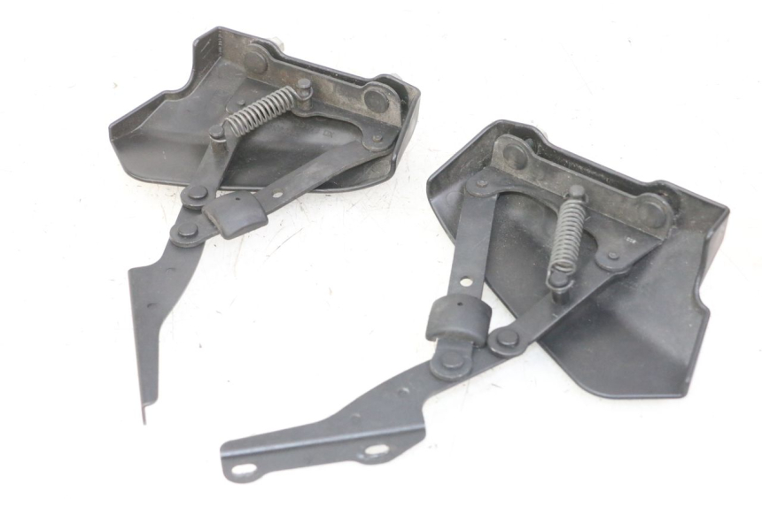 photo de SIŁOWNIK KUFERKA PIAGGIO MP3 LT 300 (2010 - 2016) - Zoom stanu zużycia