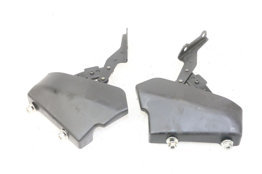 photo de SIŁOWNIK KUFERKA PIAGGIO MP3 LT 300 (2010 - 2016) - Zoom stanu zużycia