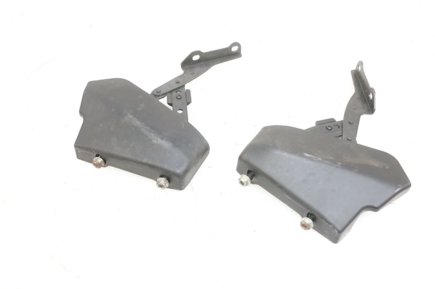 photo de SIŁOWNIK KUFERKA PIAGGIO MP3 RL 250 (2006 - 2010) - Zoom stanu zużycia