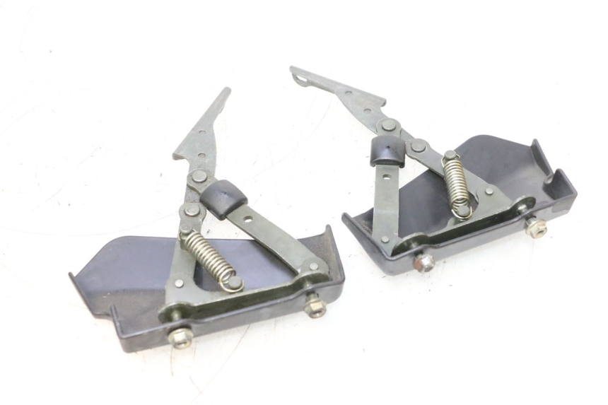 photo de SIŁOWNIK KUFERKA PIAGGIO MP3 RL 250 (2006 - 2010) - Inny kąt widzenia