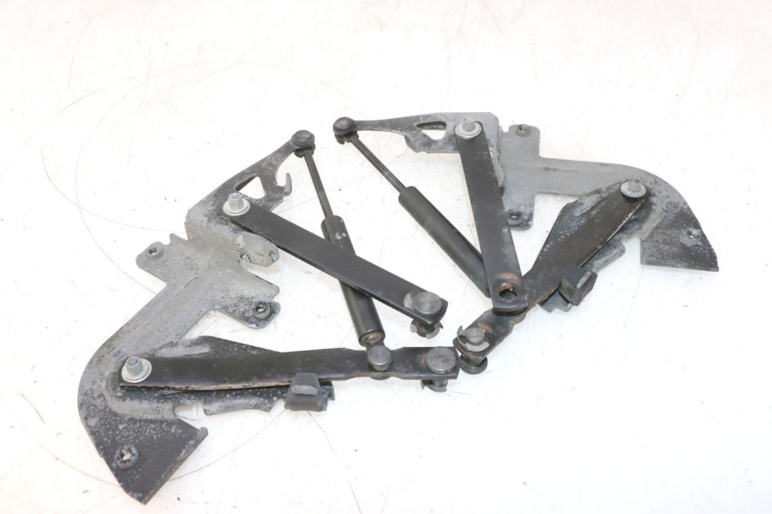 photo de SIŁOWNIK KUFERKA PEUGEOT SATELIS 125 (2006 - 2009) - Widok ogólny