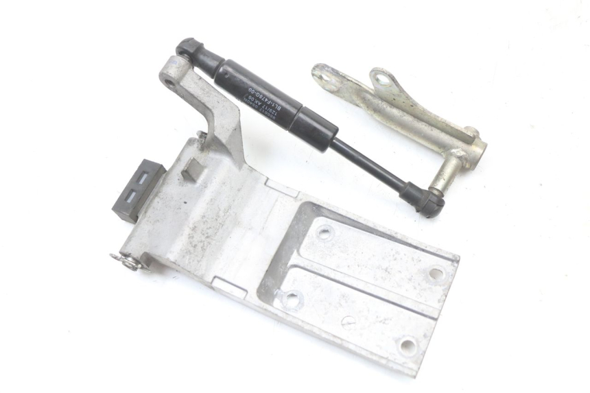 photo de SIŁOWNIK KUFERKA YAMAHA XMAX X-MAX ABS 125 (2017 - 2020) - Widok główny