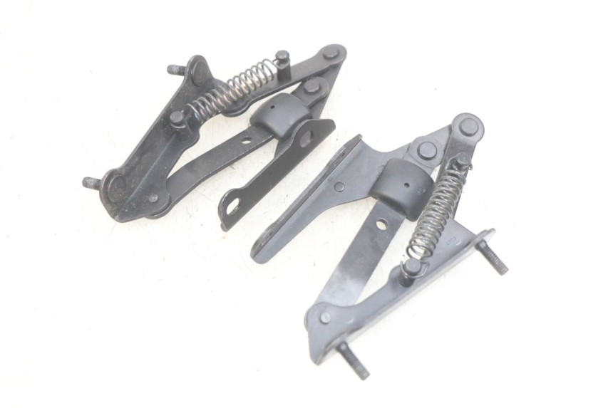 photo de SIŁOWNIK KUFERKA PIAGGIO XEVO - X EVO 125 (2007 - 2017) - Szczegół części