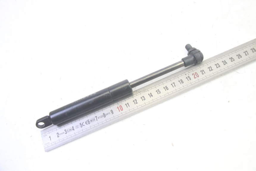 photo de SIŁOWNIK SIEDZENIA PIAGGIO MP3 500 (2016 - 2018) - Zoom stanu zużycia