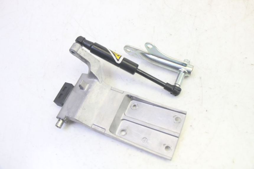 photo de SIŁOWNIK SIEDZENIA YAMAHA TRICITY 300 (2020 - 2024) - Widok główny