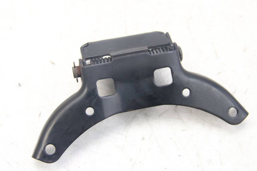 photo de SIŁOWNIK SIEDZENIA PIAGGIO VESPA SPRINT 2T 50 (2014 - 2018) - Inny kąt widzenia