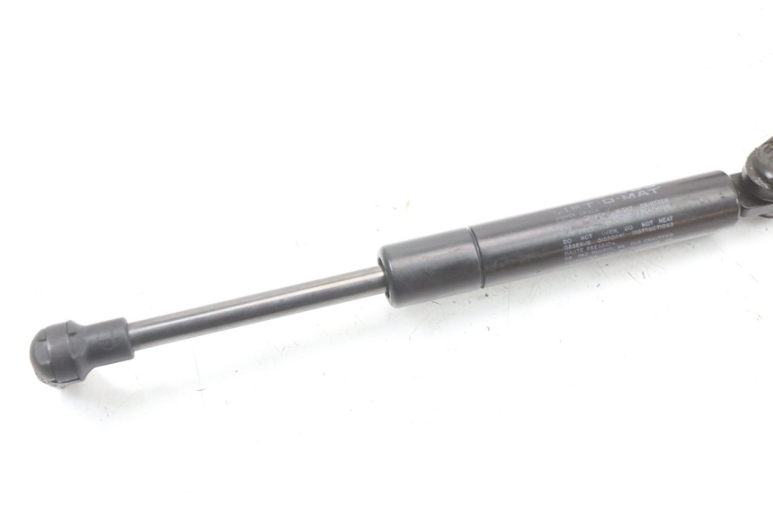 photo de SIŁOWNIK SIEDZENIA PIAGGIO X10 125 (2012 - 2017) - Szczegół części