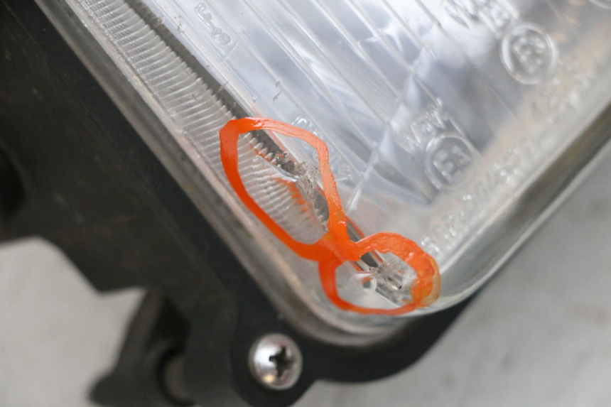 photo de VERRE DE PHARE CAGIVA SUPER CITY 125 (1992 - 1997) - Szczegóły charakterystyczne