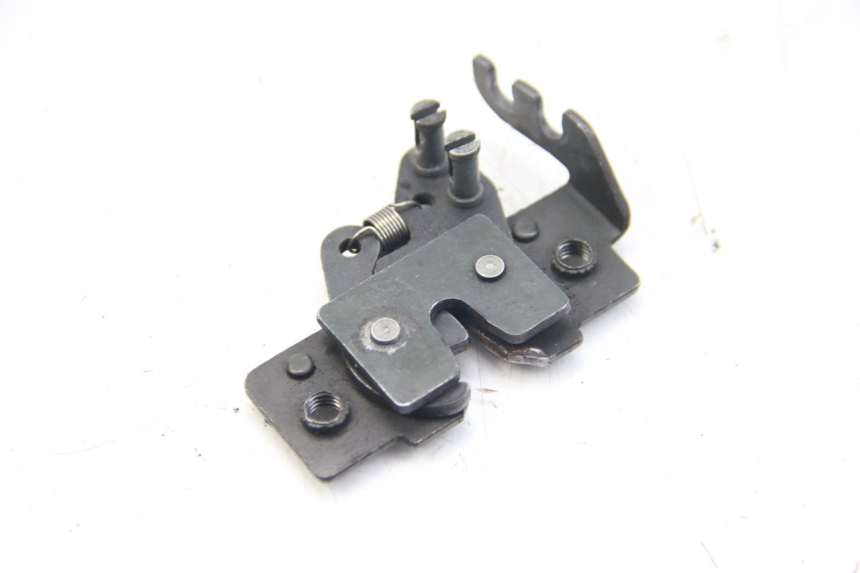 photo de ZAMEK SIEDZENIA PIAGGIO BEVERLY 125 (2010 - 2015) - Widok główny