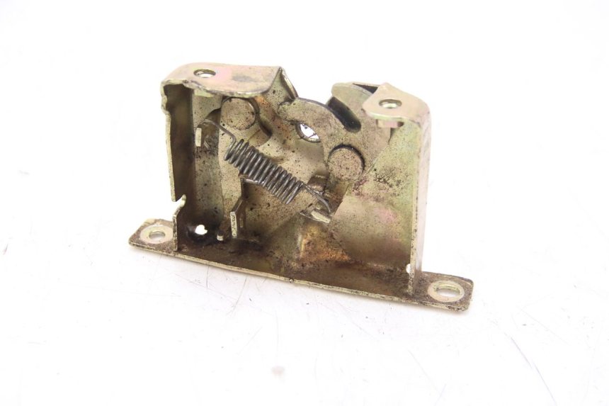 photo de ZAMEK SIEDZENIA KEEWAY F-ACT FACT 50 (2006 - 2011) - Zoom stanu zużycia