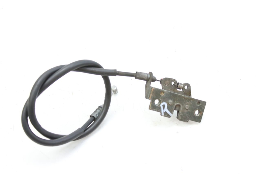 photo de ZAMEK KLAPY HONDA FES PANTHEON 125 (2003 - 2007) - Zoom stanu zużycia