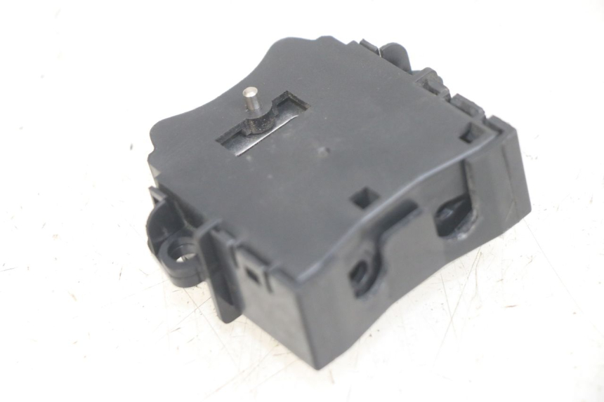 photo de ZAMEK KLAPY HONDA PCX (JF28) 125 (2009 - 2011) - Zoom stanu zużycia