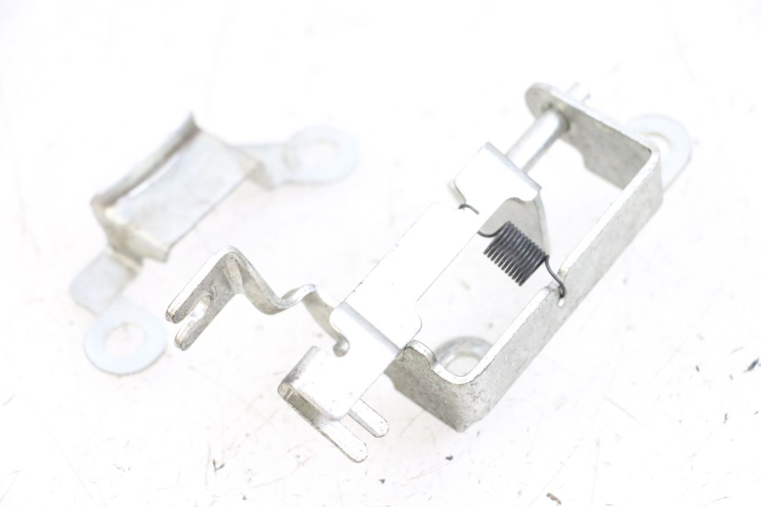 photo de ZAMEK KLAPY HONDA PCX (JF47) 125 (2012 - 2013) - Widok główny