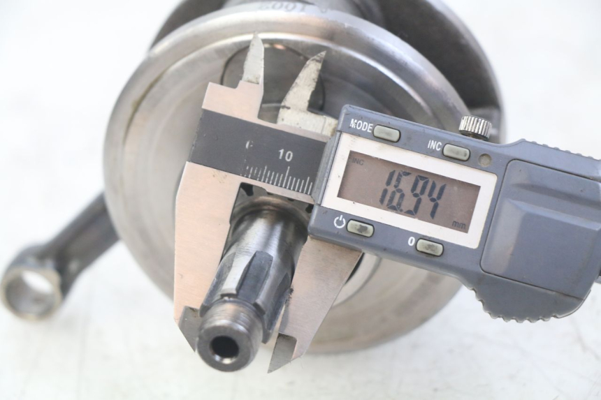 photo de WAŁ KORBOWY ORION AGB37 CRF1 DIRT BIKE 125 (2013 - 2021) - Zbliżenie techniczne