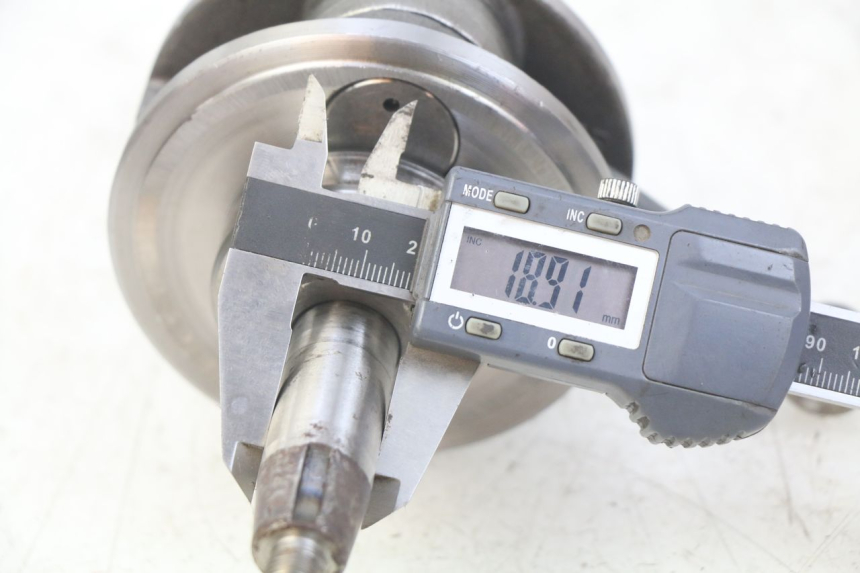 photo de WAŁ KORBOWY ORION AGB37 CRF1 DIRT BIKE 125 (2013 - 2021) - Punkty mocowania