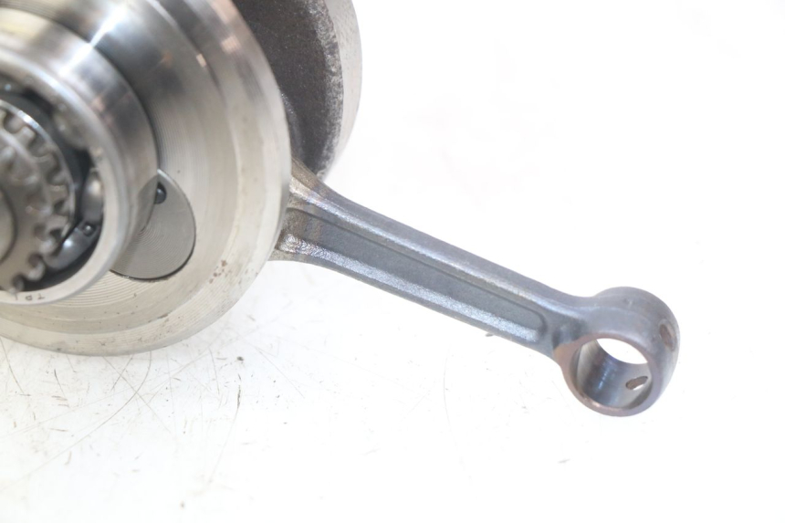 photo de WAŁ KORBOWY KYMCO AGILITY 4T 50 (2005 - 2018) - Inny kąt widzenia