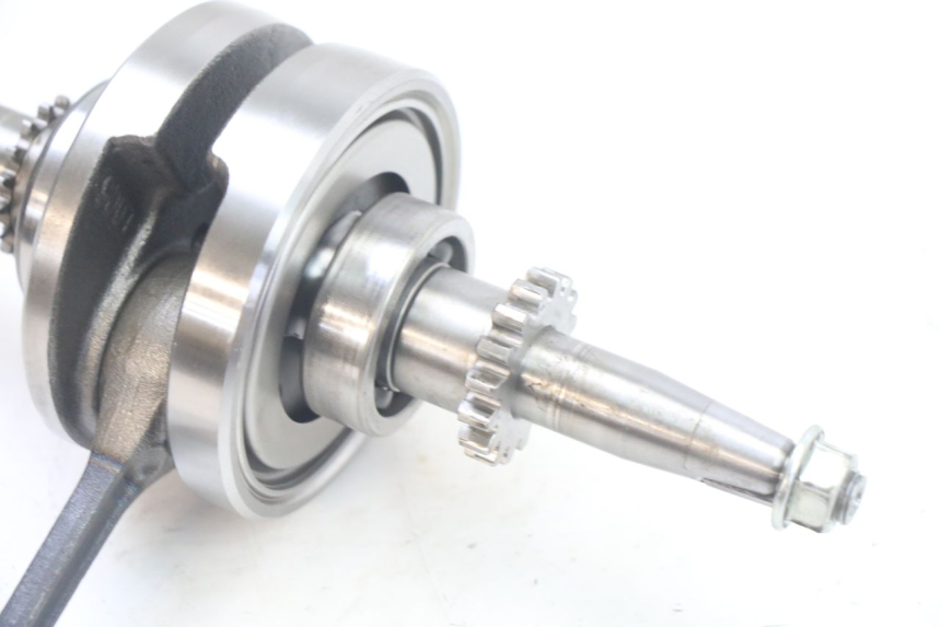 photo de WAŁ KORBOWY KYMCO AGILITY 4T 50 (2018 - 2022) - Zbliżenie techniczne