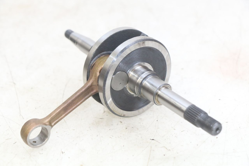 photo de WAŁ KORBOWY KYMCO AGILITY NAKED RENOUVO 2T 50 (2011 - 2018) - Szczegół części