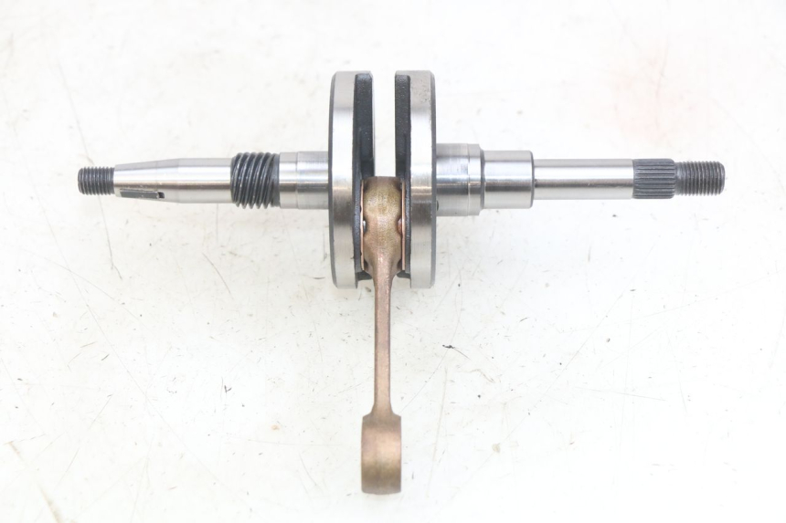 photo de WAŁ KORBOWY KYMCO AGILITY NAKED RENOUVO 2T 50 (2011 - 2018) - Stan powierzchni