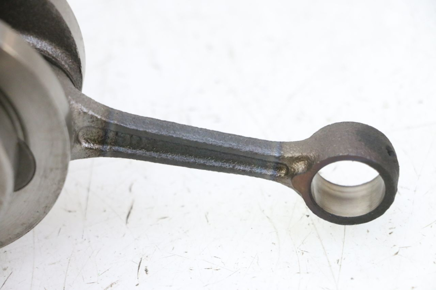 photo de WAŁ KORBOWY KYMCO AGILITY NAKED RENOUVO 2T 50 (2011 - 2018) - Punkty mocowania