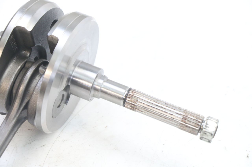 photo de WAŁ KORBOWY APRILIA ATLANTIC 125 (2003 - 2009) - Inny kąt widzenia